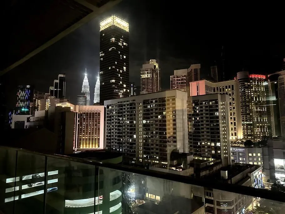 1 Min To Pavilion,Klcc & Spacious City View,6-7Pax Kuala Lumpur Malaysia